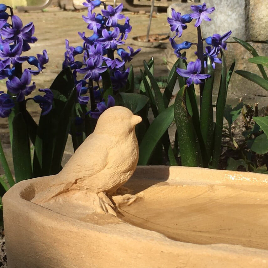 Naturstein Vogeltränke Stein