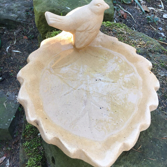 Vogeltränken Stein